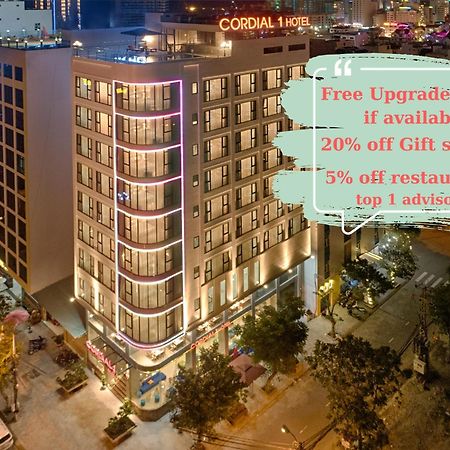 Cordial Beach Hotel Da Nang Bagian luar foto