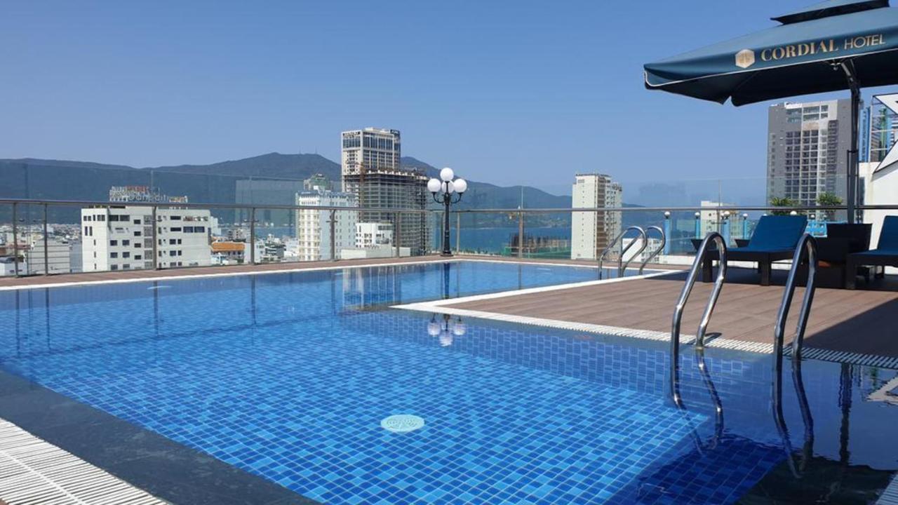Cordial Beach Hotel Da Nang Bagian luar foto