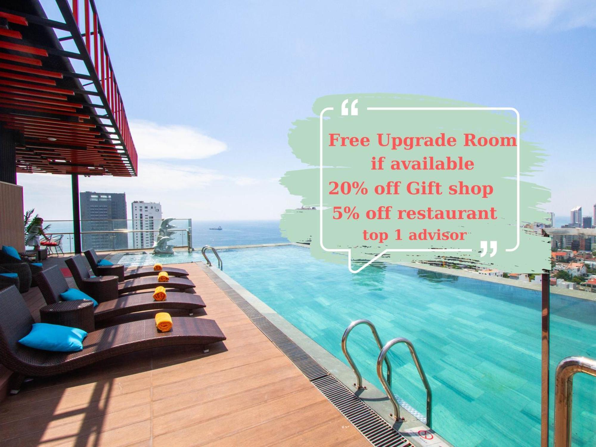Cordial Beach Hotel Da Nang Bagian luar foto