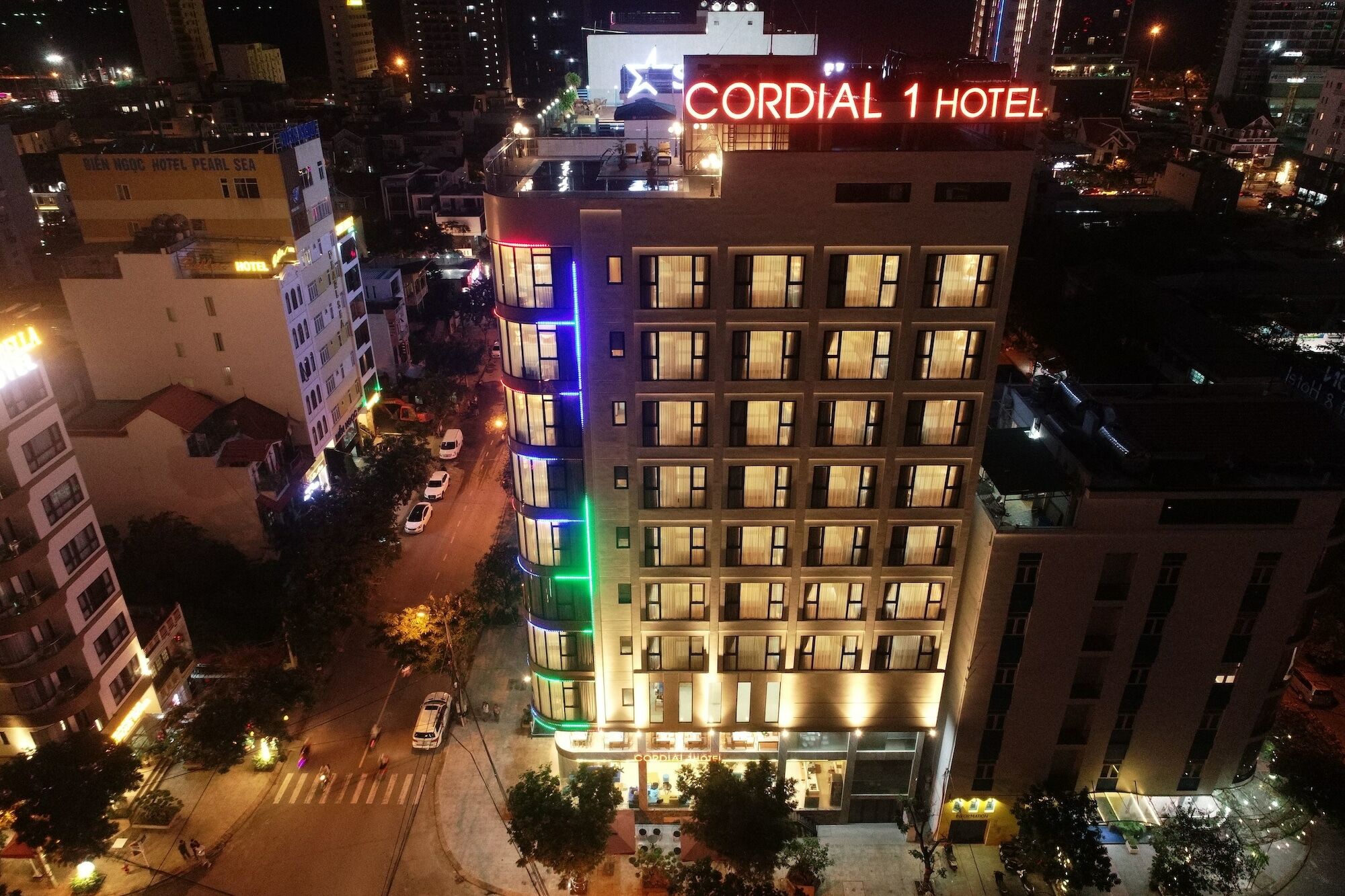 Cordial Beach Hotel Da Nang Bagian luar foto