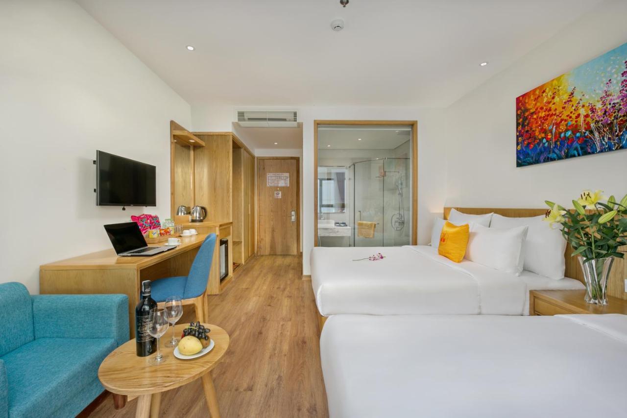 Cordial Beach Hotel Da Nang Bagian luar foto