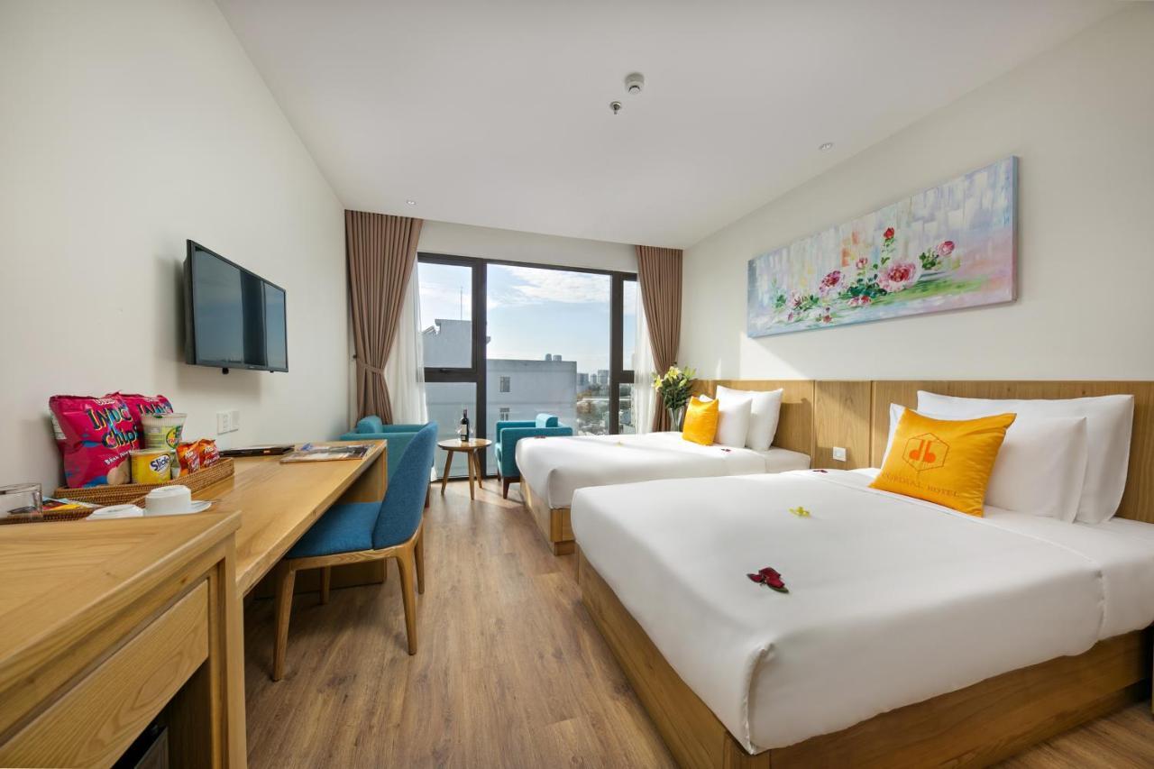 Cordial Beach Hotel Da Nang Bagian luar foto