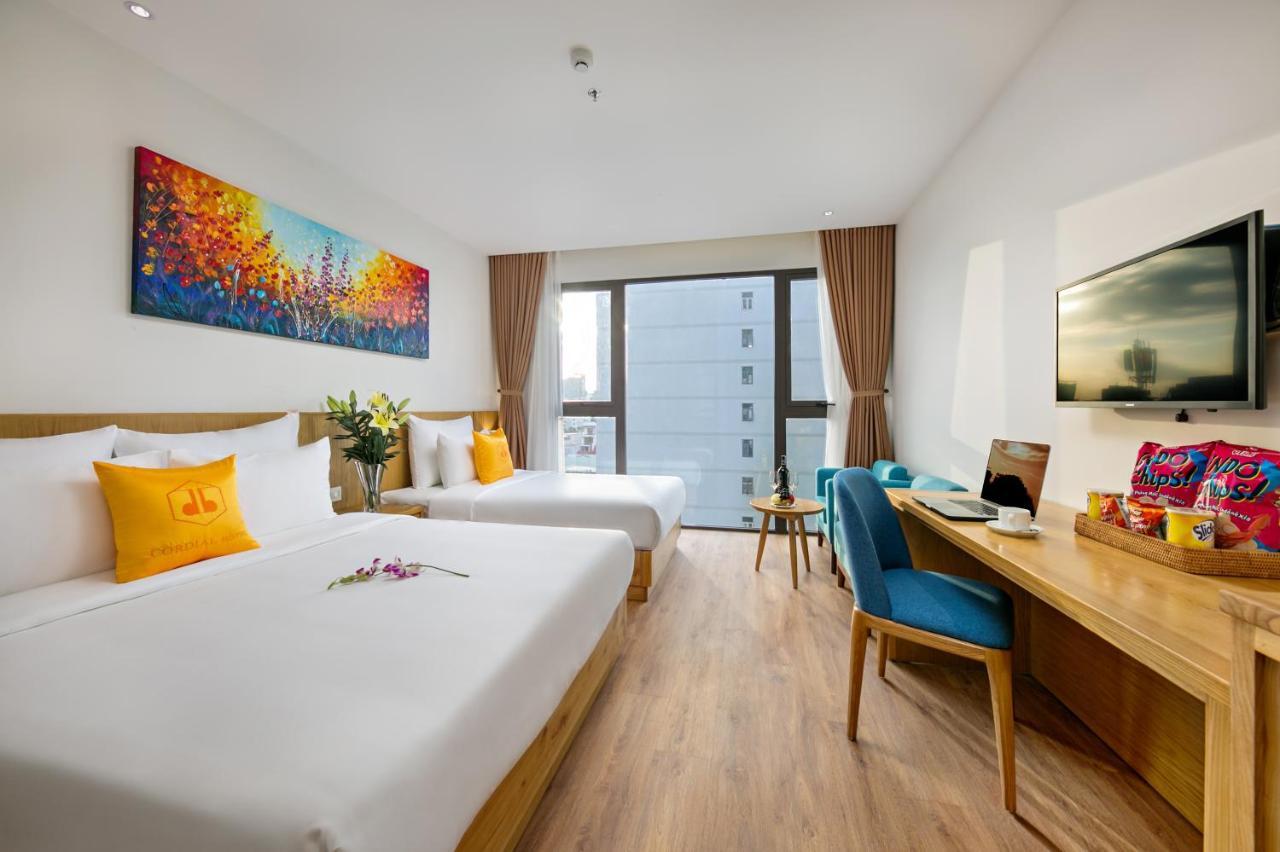 Cordial Beach Hotel Da Nang Bagian luar foto