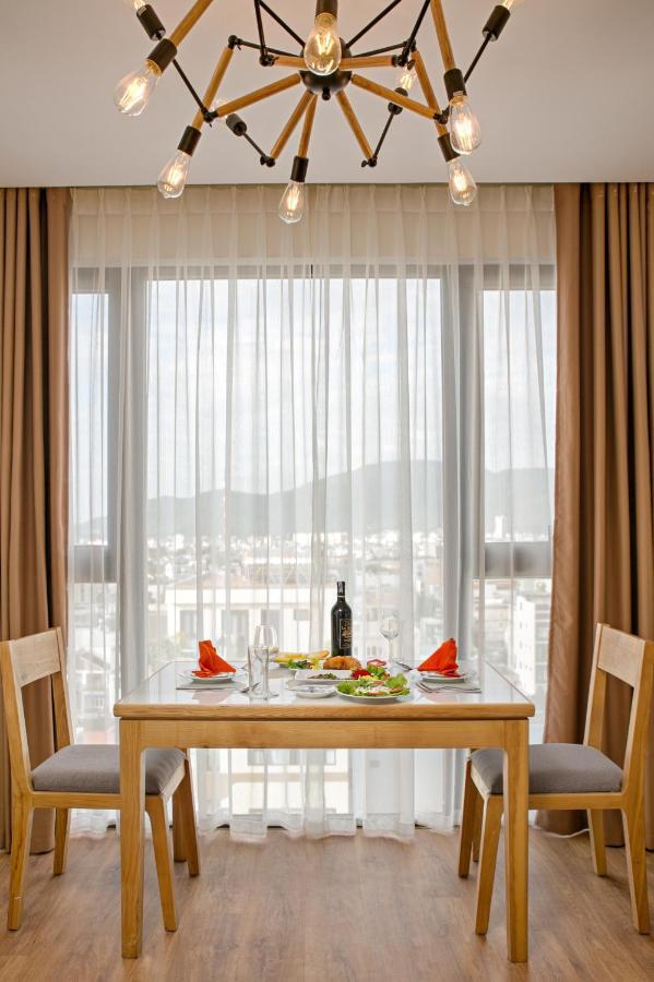 Cordial Beach Hotel Da Nang Bagian luar foto