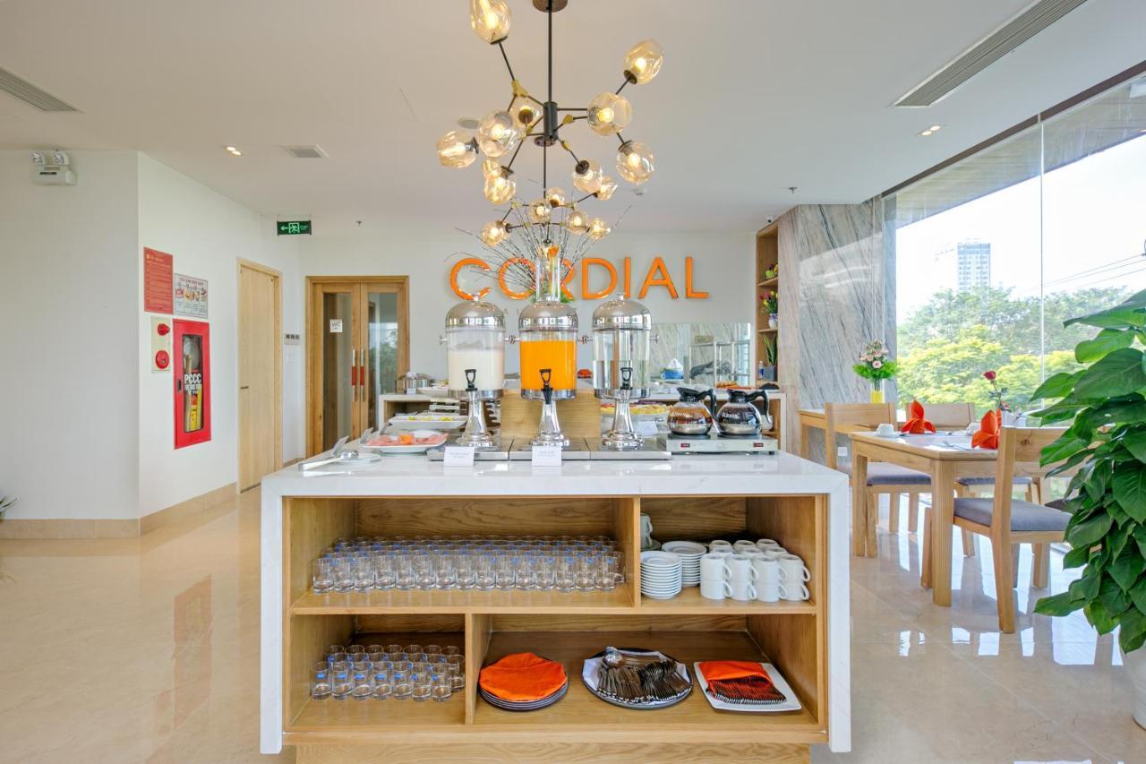 Cordial Beach Hotel Da Nang Bagian luar foto